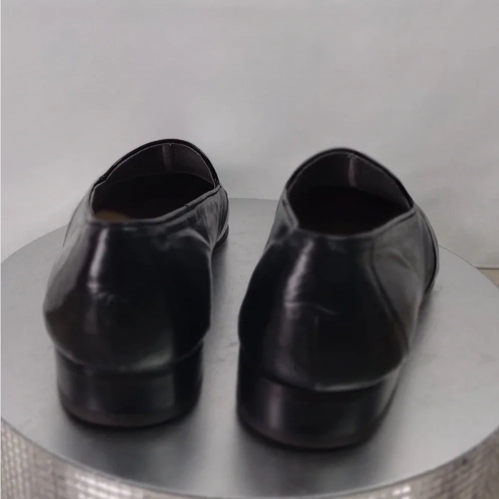 Fkorshiem Black Leather Loafers size 8.5 pre owned good condition